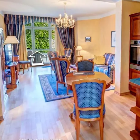 شقة Seeschloss - Aus Gruenderzeiten *