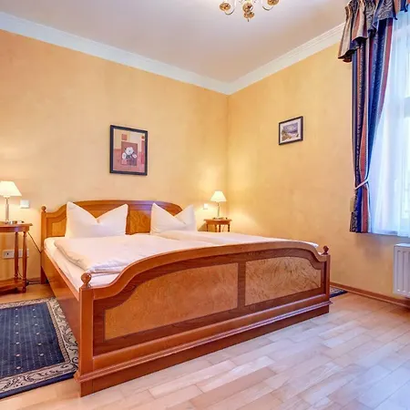 Seeschloss - Aus Gruenderzeiten * Heringsdorf (Usedom)